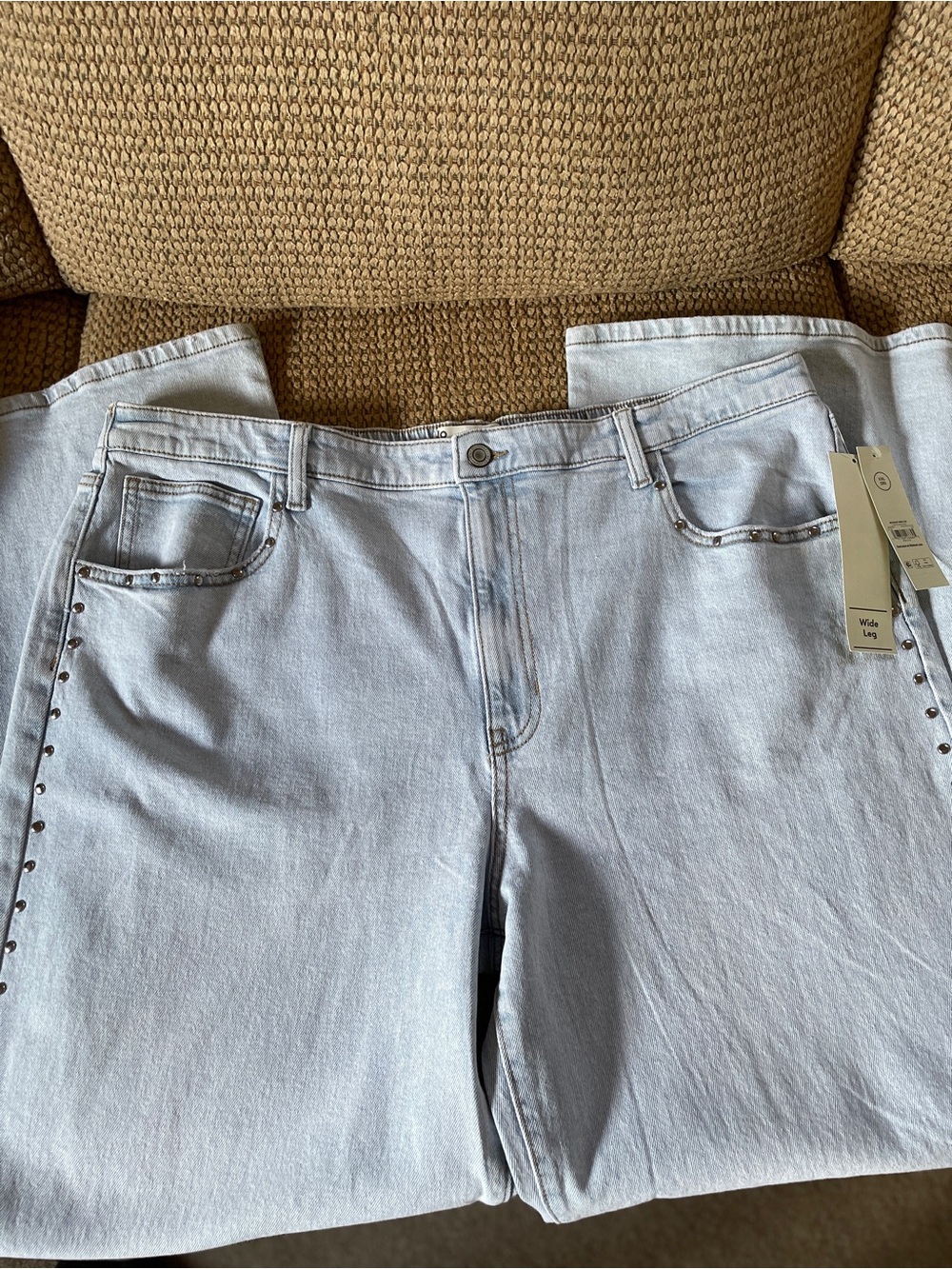 No Boundaries Jeans. - Picture 2 of 11